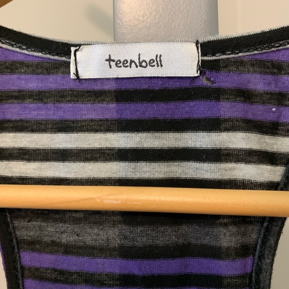 ☀️ 4/$25 Striped Racerback Tank - Picture 3 of 4